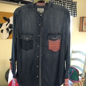 JACHS Girlfriend Tops - Jachs NY jean blouse with trim XL JACHS Girlfriend Tops - Jachs NY jean blouse with trim XL